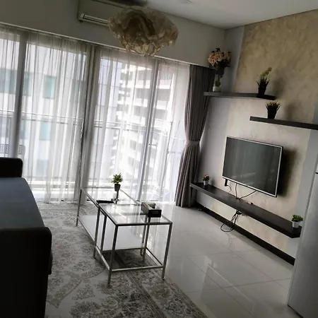 Summer Suites Klcc By Luxe Residence Kuala Lumpur Exterior photo